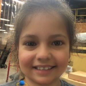 Meet your Posher, Kenia